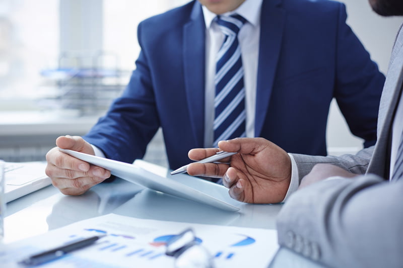hiring-a-marketing-firm